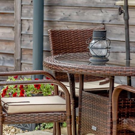 2 Bed In Winchcombe 57828 빌라 외부 사진