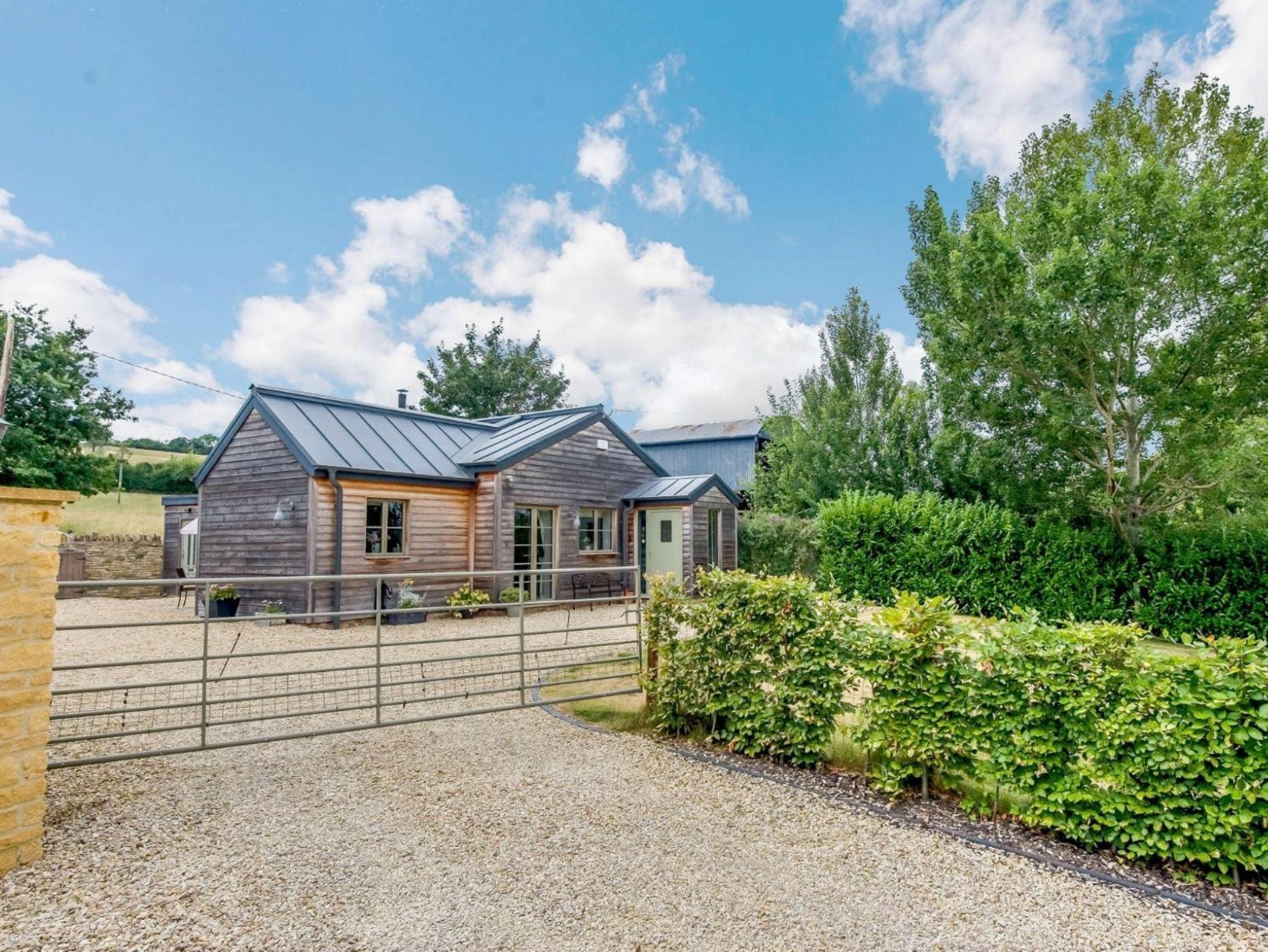 2 Bed In Winchcombe 57828 빌라 외부 사진
