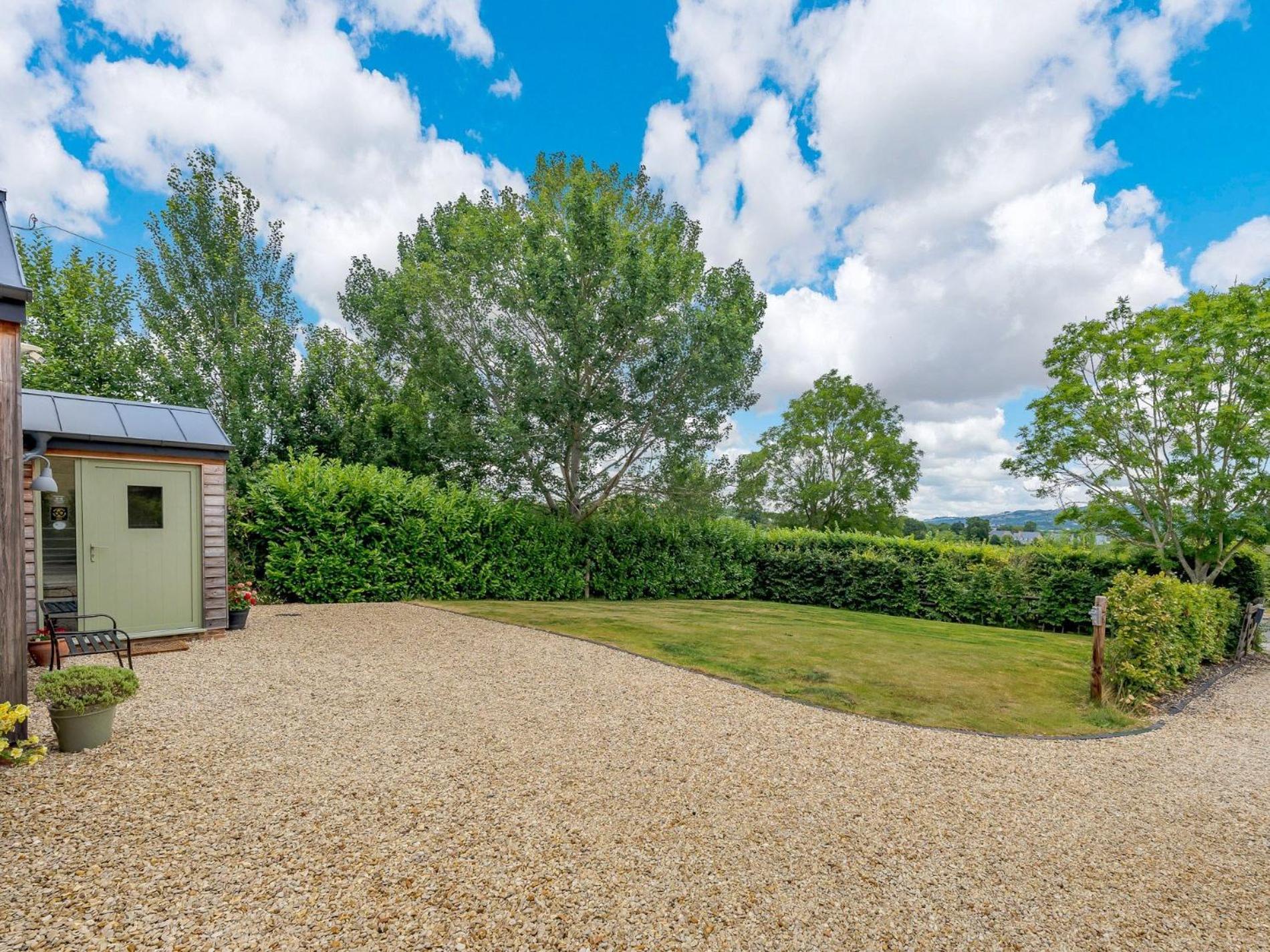 2 Bed In Winchcombe 57828 빌라 외부 사진
