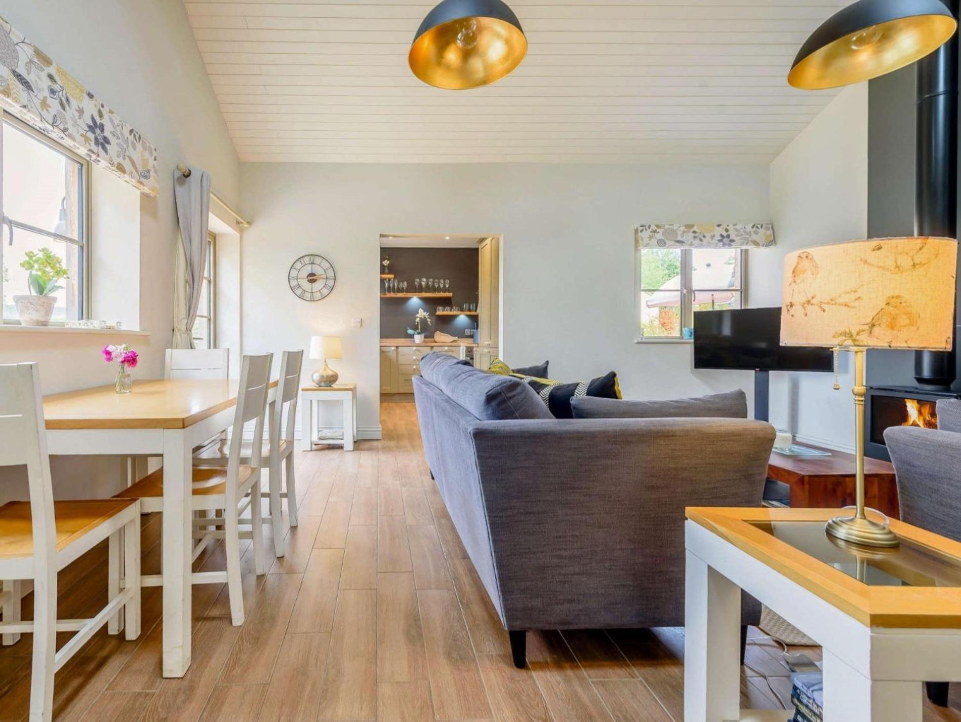2 Bed In Winchcombe 57828 빌라 외부 사진