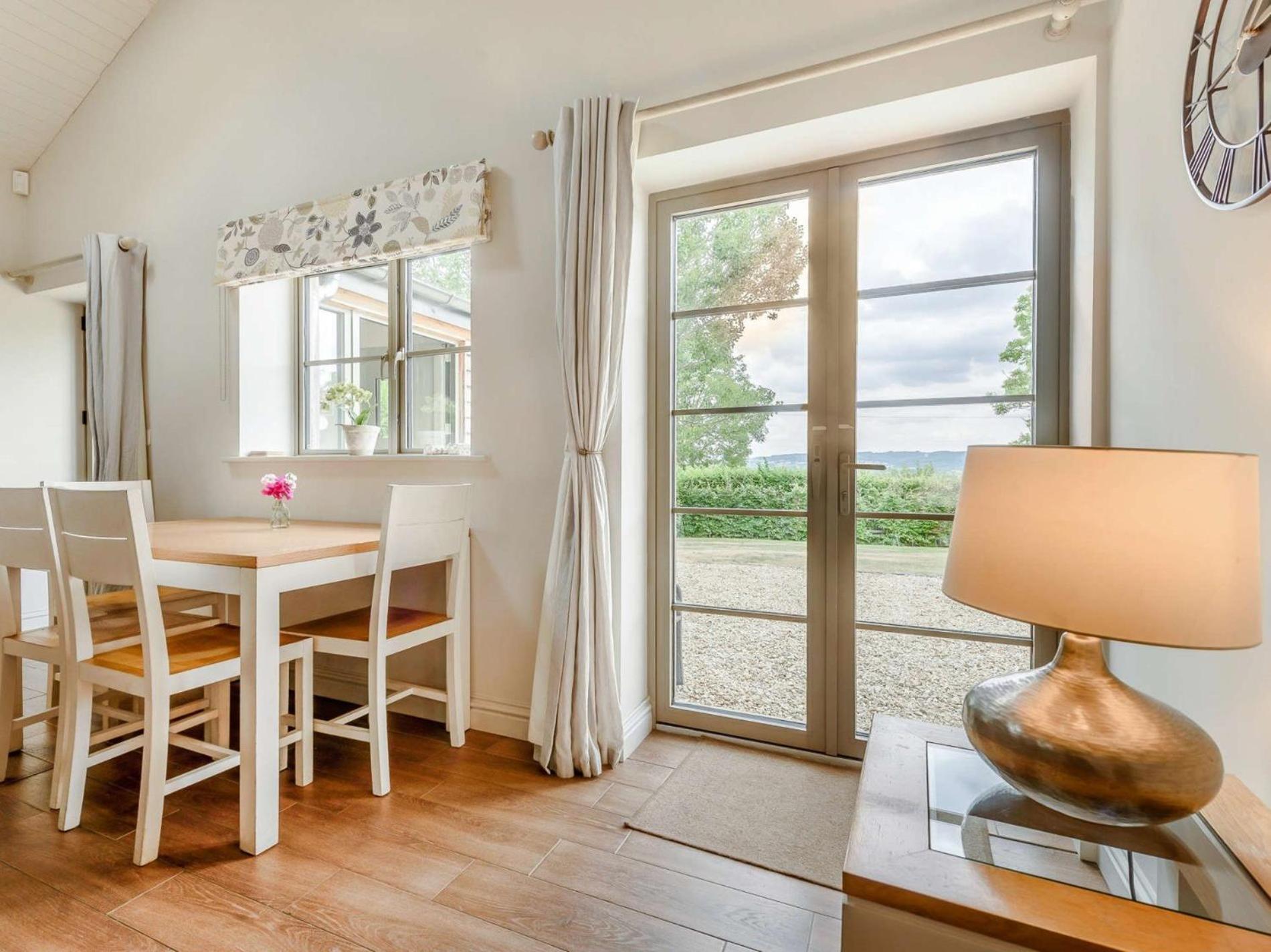 2 Bed In Winchcombe 57828 빌라 외부 사진